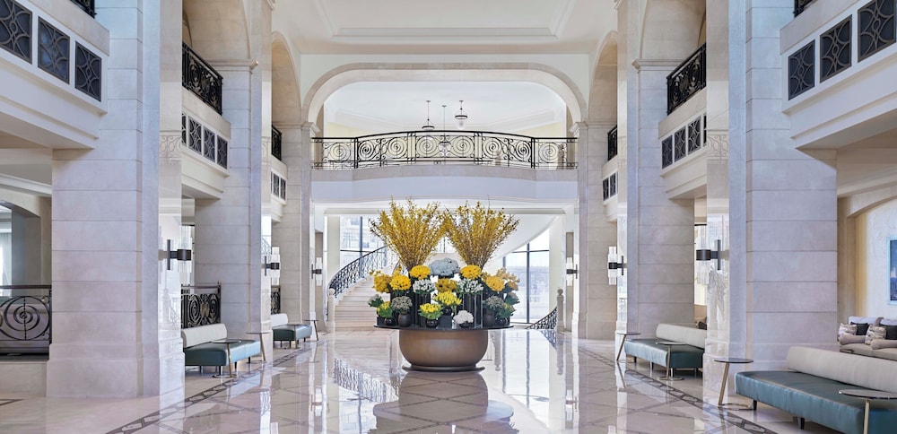Four Seasons Hotel Amman Image 1