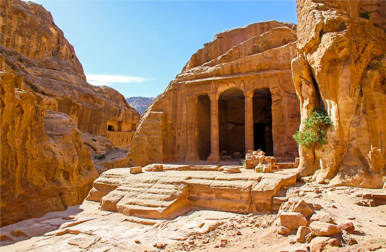 5 Famous Movies Filmed In Petra And Wadi Rum Jordan