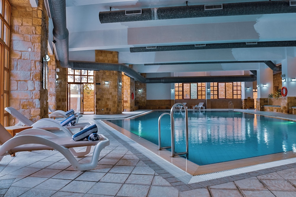 Old Village Resort Image 93