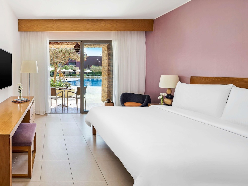 Movenpick Resort & Spa Tala Bay Aqaba Image 39