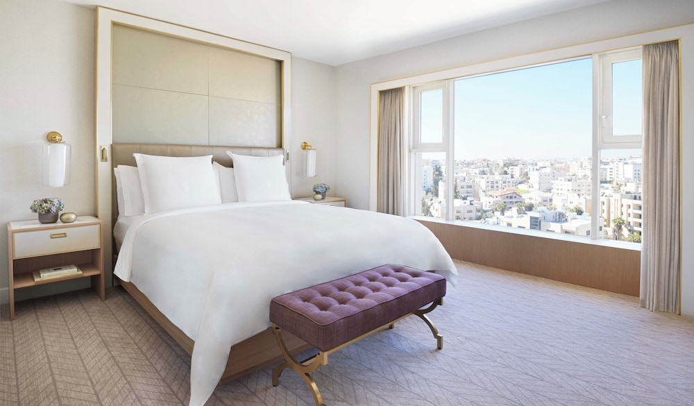 Four Seasons Hotel Amman Image 18