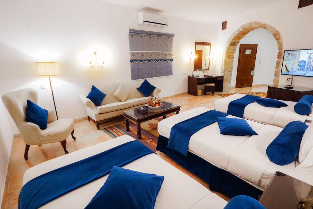 Old Village Resort Image 14