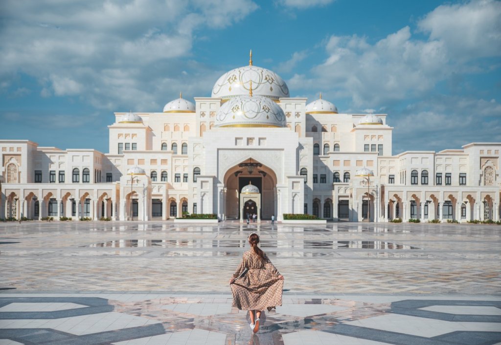 uae culture what to wear