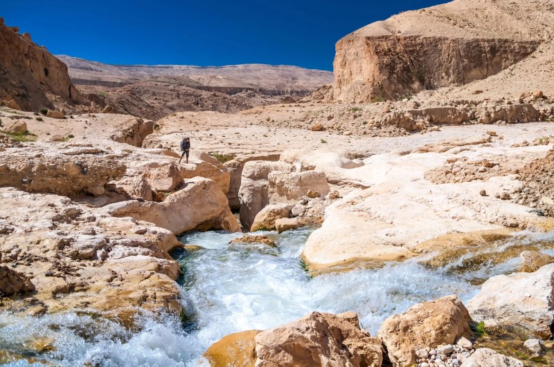 Wadi Al - Hasa Hiking Tour Water Desert